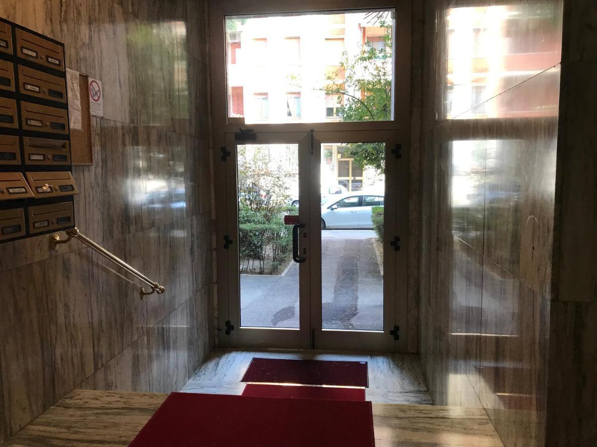 Studio 25 Apartment - Near Metro M3 Μιλάνο Εξωτερικό φωτογραφία
